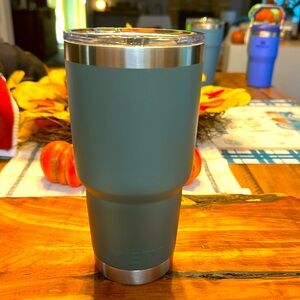 Green Yeti 30oz Tumbler